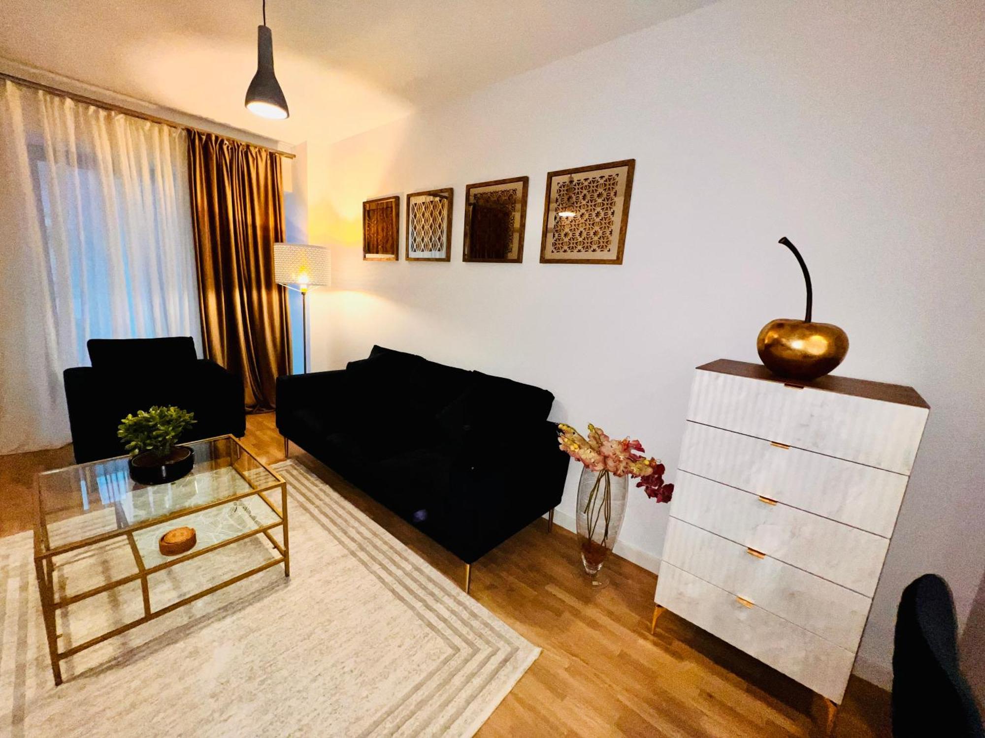 Cosy Stay Bukarest Exterior foto